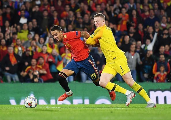 At 1-3, Pickford's foul on Rodrigo in the 664th minute was deemed to be a fair challenge